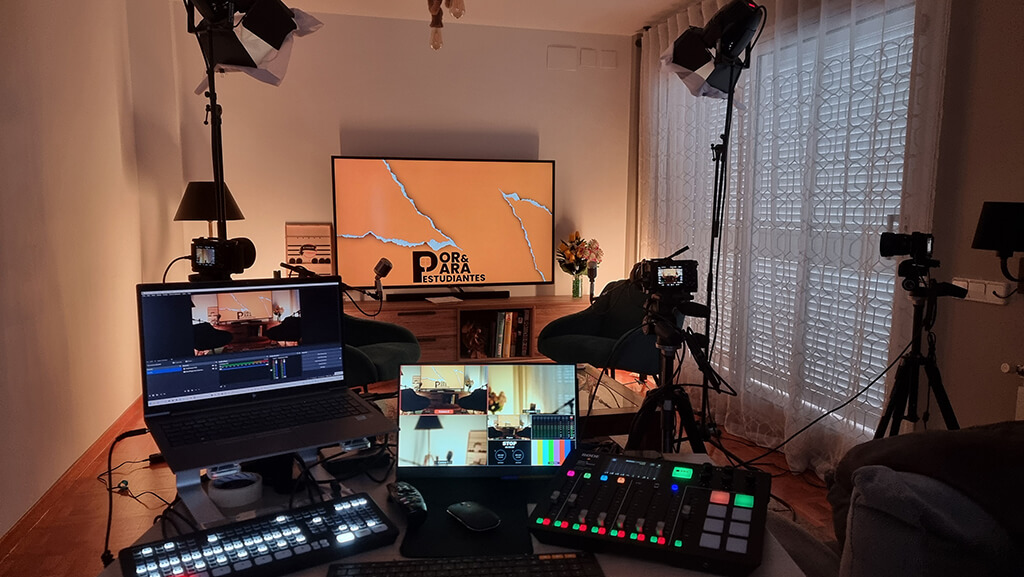 Set de grabación - Por & Para Estudiantes